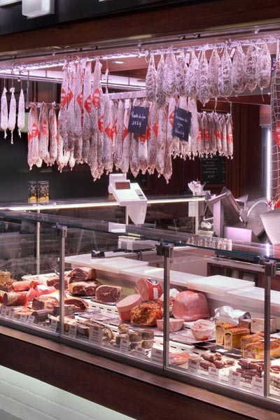 Charcuterie Sibilia aux Halles de Lyon Paul Bocuse