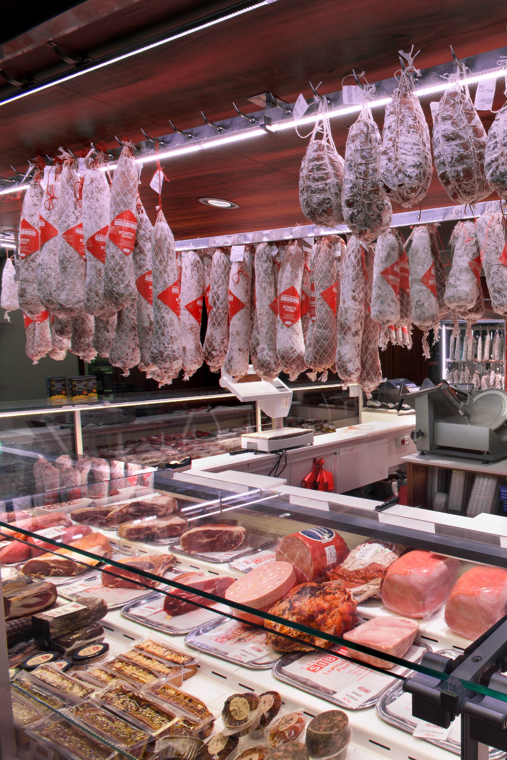 Charcuterie Sibilia aux Halles de Lyon Paul Bocuse